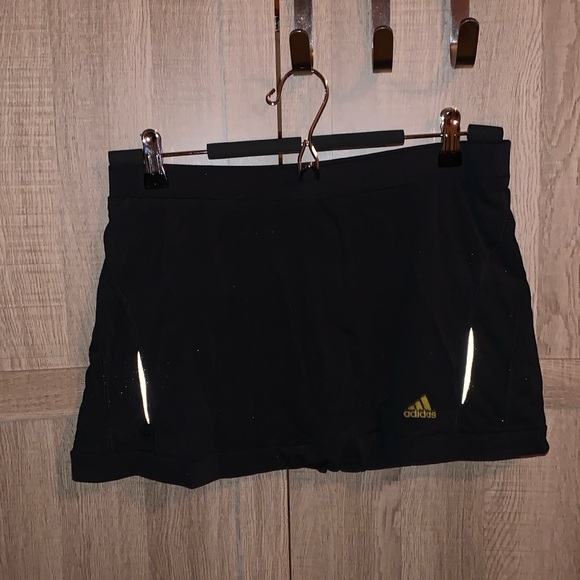 Adidas skirt size medium black golf skort - Picture 3 of 5
